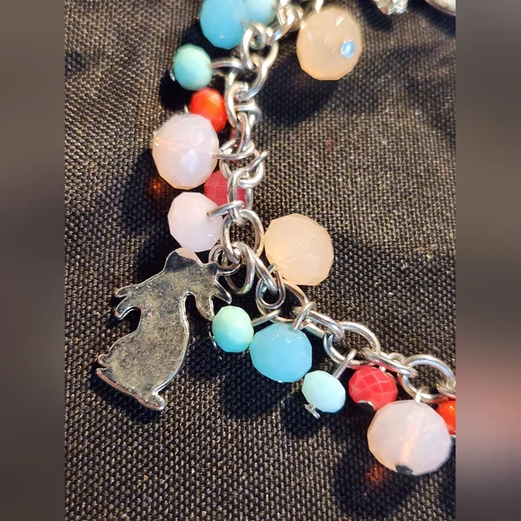 Pier 1 Easter Bunny Rabbit Beaded Charm Toggle Bracelet - Picture 5 of 10